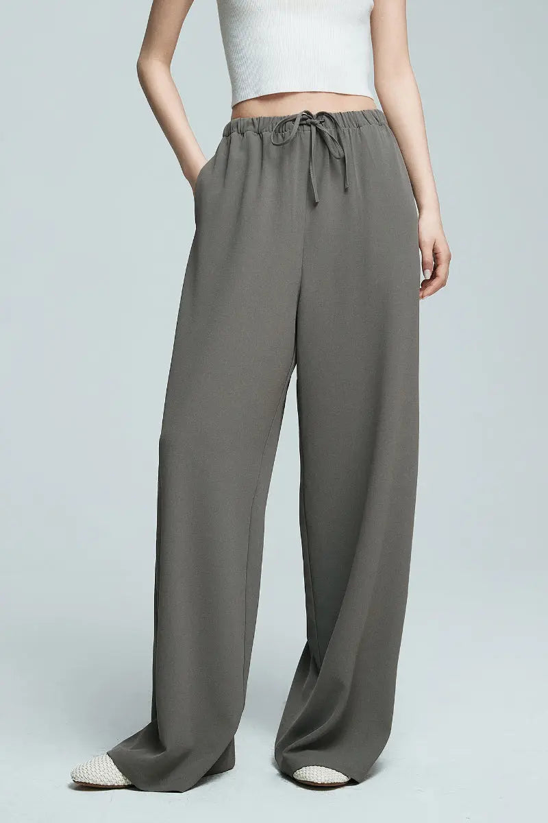 White Pull-On Wrinkle-Free Cooling Puddle Pants