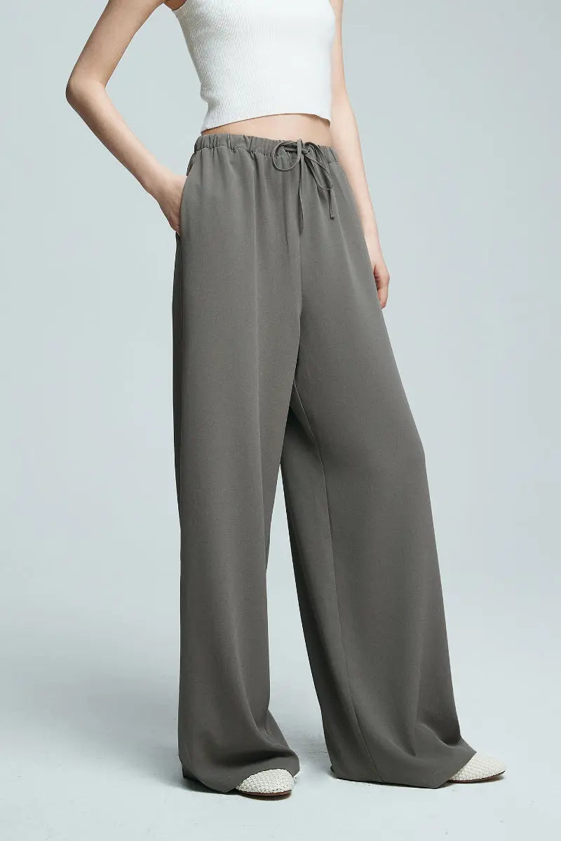 White Pull-On Wrinkle-Free Cooling Puddle Pants