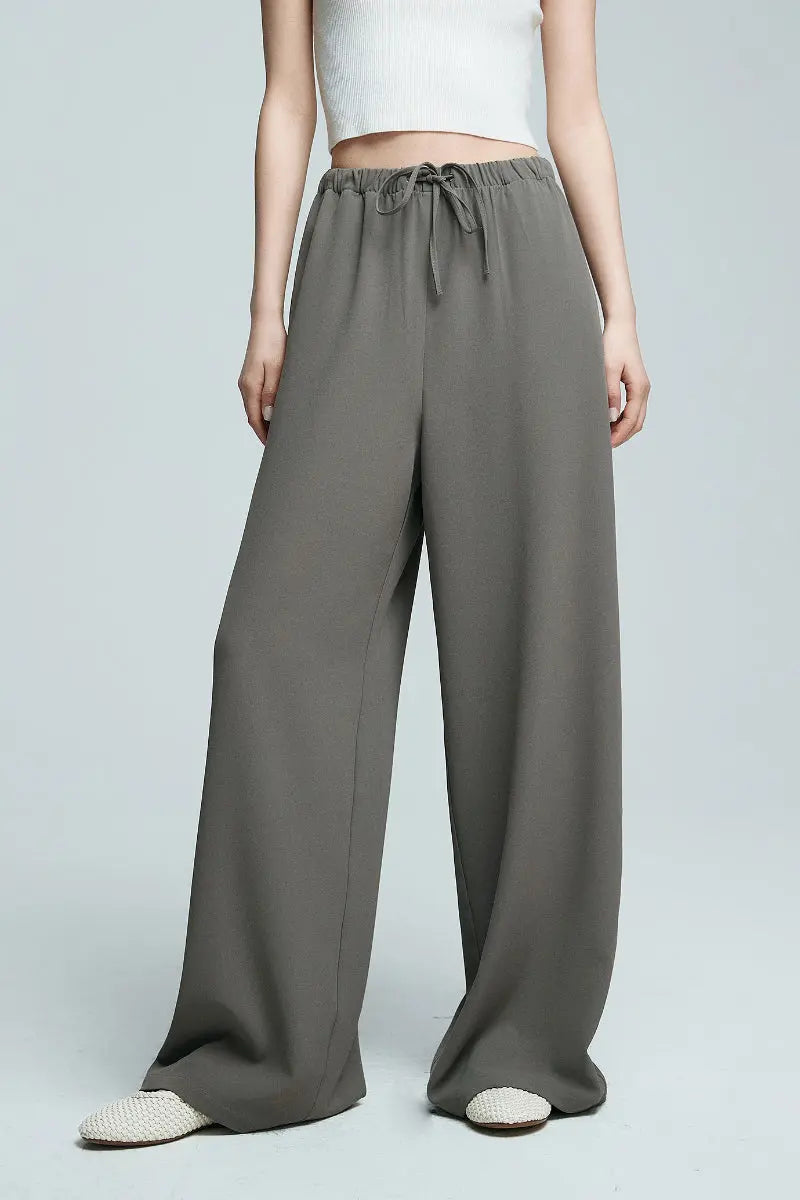 White Pull-On Wrinkle-Free Cooling Puddle Pants