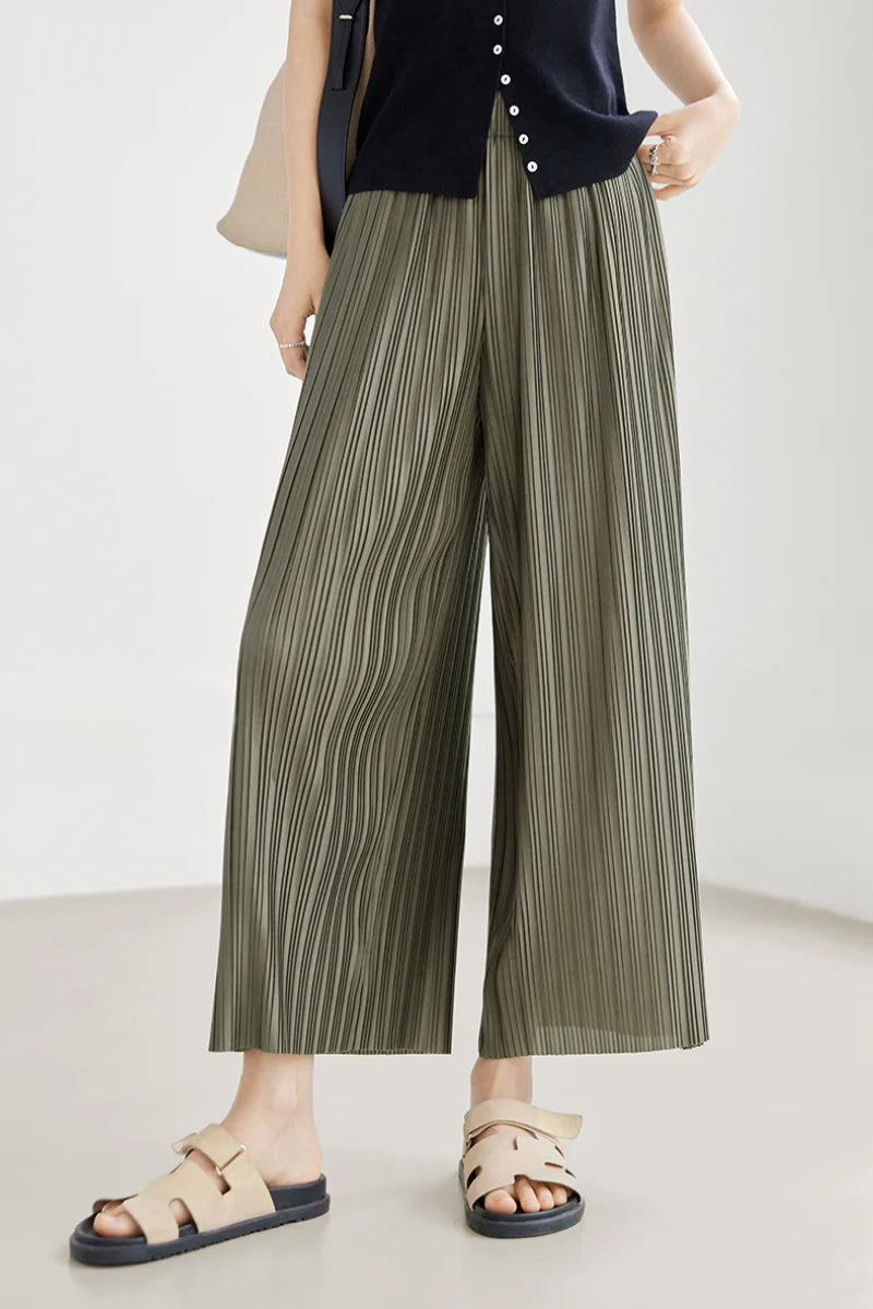 Flowy Pleated Pull-On Wide-Leg Pants