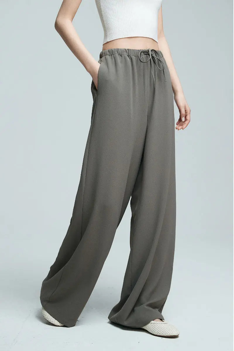 White Pull-On Wrinkle-Free Cooling Puddle Pants