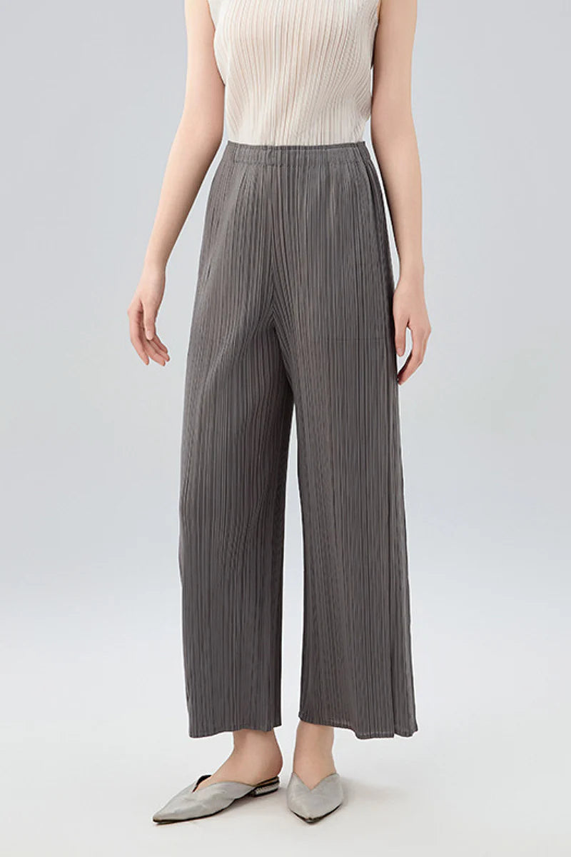Designer Inspired Pleated Wide-Leg Cropped Pants